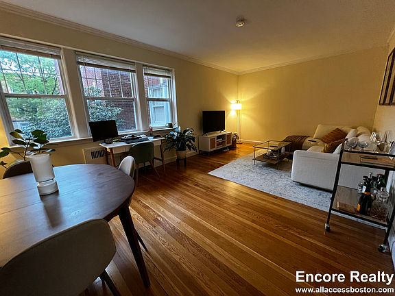 2nd image of 20 Fairbanks St APT 1