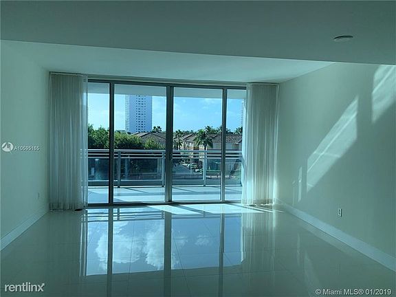 3rd image of 2950 NE 188th St APT 109