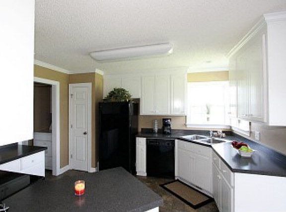 3rd image of 306 Spoonbill Dr