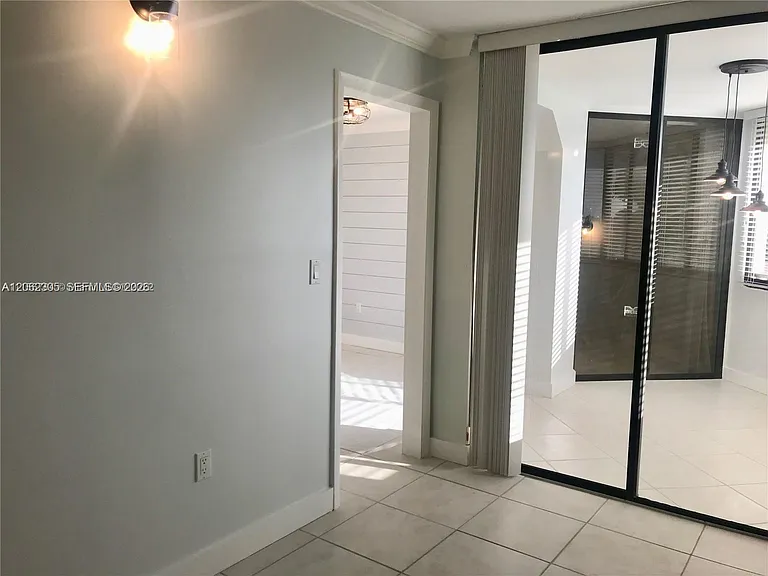 8205 SW 152nd Ave #FPH3 — Photo 7
