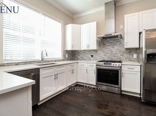 8003 Linfield Way, Sandy Springs, GA 30350