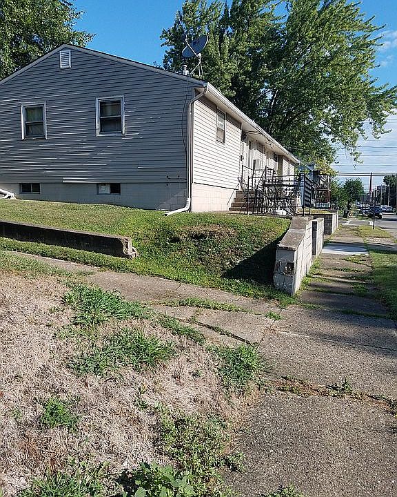 2nd image of 1105 Dartmouth Ave SW