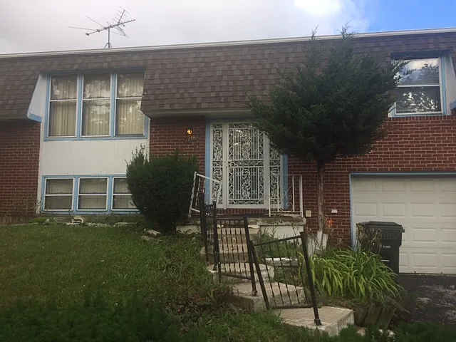 17760 Arlington Dr photo 1