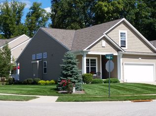880 Ellery Dr, Cincinnati, OH 45245