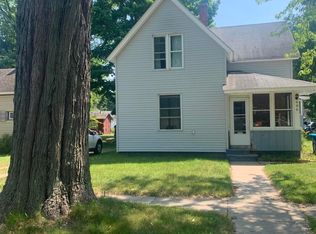 606 N Harrison St, Ludington, MI 49431