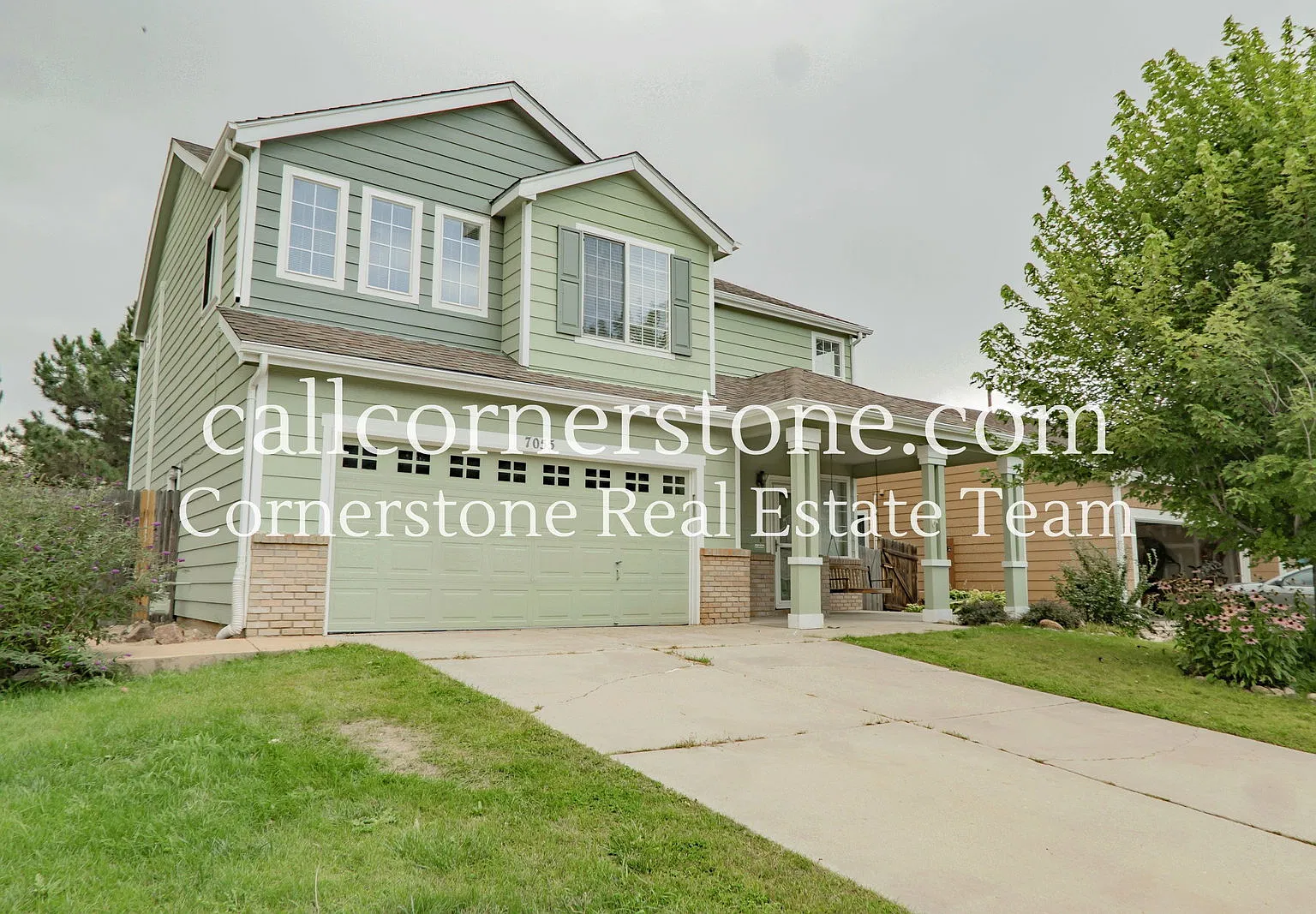4 bed, 2.5 bath, 1860 sqft, $2,422 — Photo 1