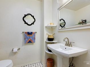 3402 N 32nd St, Boise, ID 83703