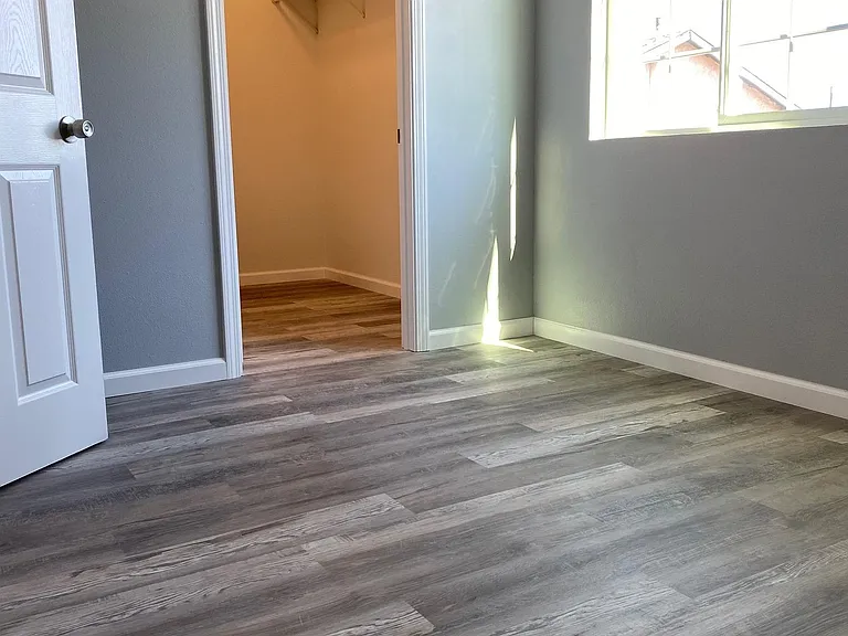 4340 Marlborough Ave — Photo 8