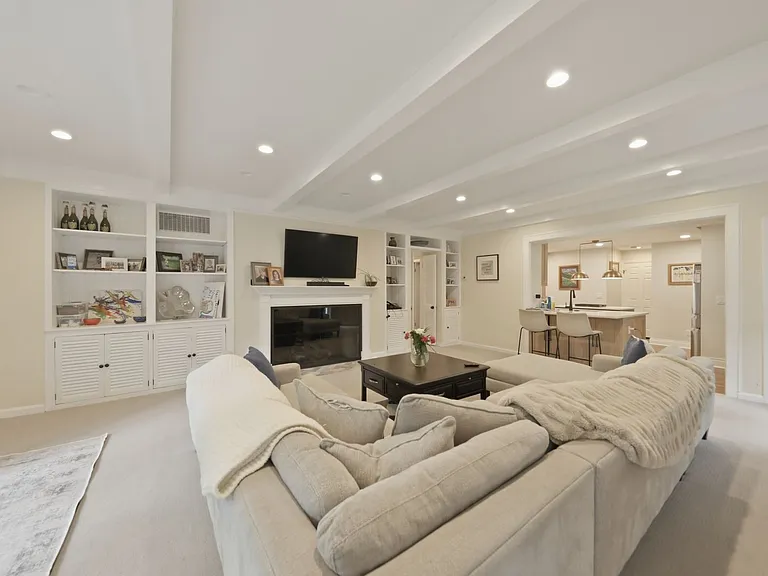 6728 Fieldhouse Way — Photo 21