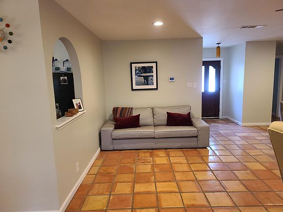 4th image of 2601 Fentonridge Dr