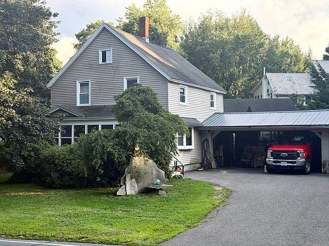 1st image of 26 Nonotuck St
