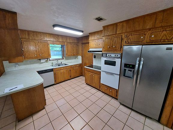 4th image of 9020 Washington Blvd