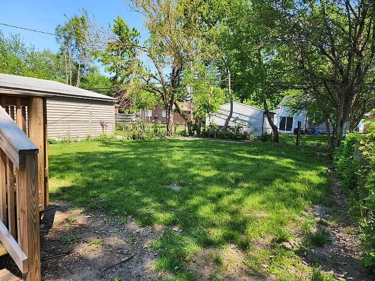 2401 Waltz Ave — Photo 18