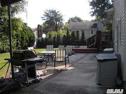 2nd image of 79 Grohmns Ln