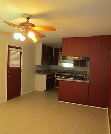 4th image of 637 Woodcrest Dr