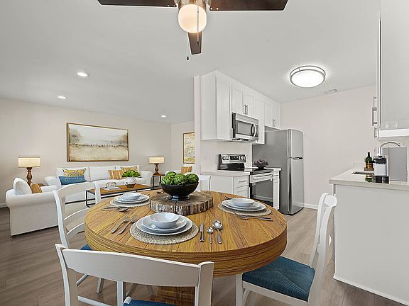 5th image of 811 Paseo Camarillo #4847735