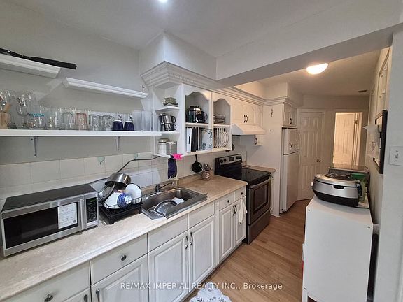4th image of 55 Sassafras Cir #Basement