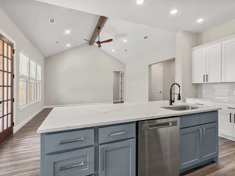 5401 Arroyo Trl — Photo 7