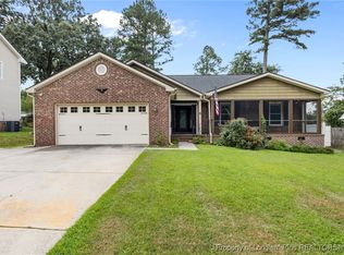 6053 Lakeway Dr, Fayetteville, NC 28306
