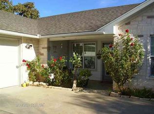 106 W Briarway Dr, Granite Shoals, TX 78654