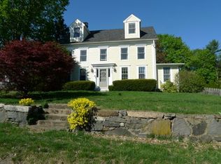 1060 State Rd, Eliot, ME 03903