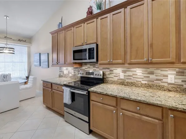 12005 Matera LN #202, BONITA SPRINGS, FL 34135