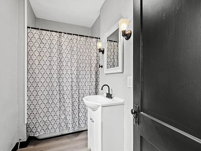 1210 Sylvan Ave — Photo 2