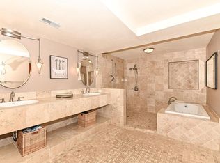 1904 North Farwell AVENUE #N, Milwaukee, WI