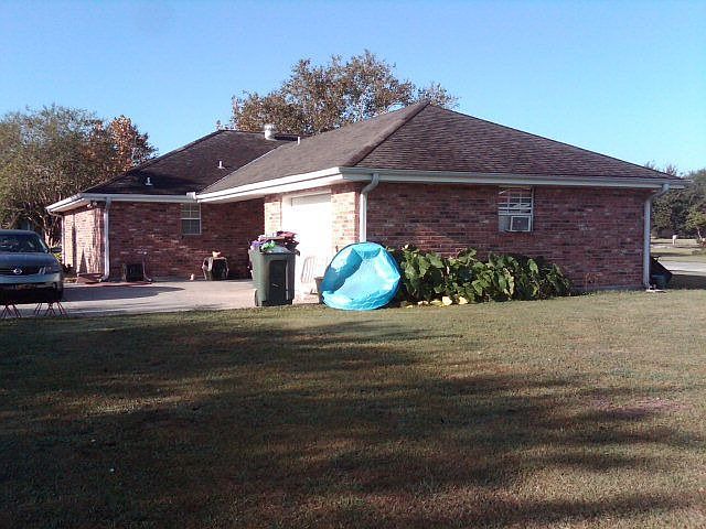 2nd image of 107 Ouiski Bayou Dr