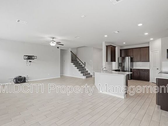 4th image of 1858 Lauter Ln