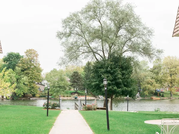 Edgewater Apartments