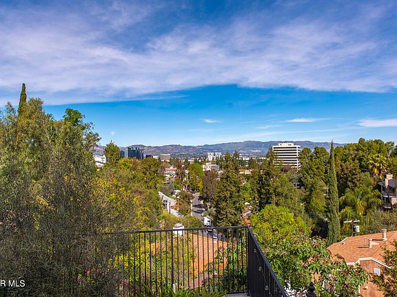 3rd image of 5076 Escobedo Dr