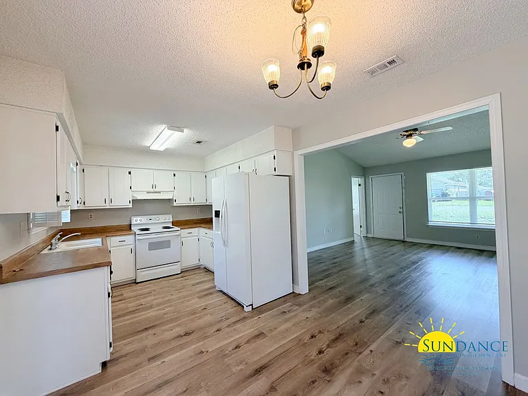 311 Evergreen Dr — Photo 8