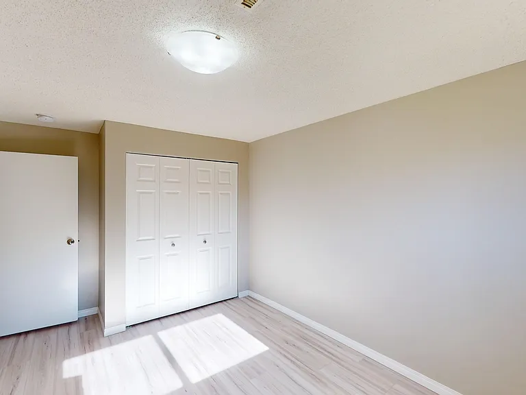 3114B 39th St SW — Photo 8