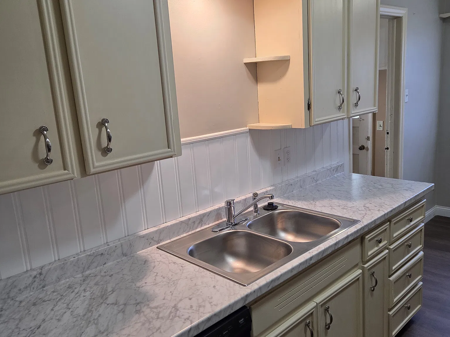 3332 N Amidon Ave — Photo 3
