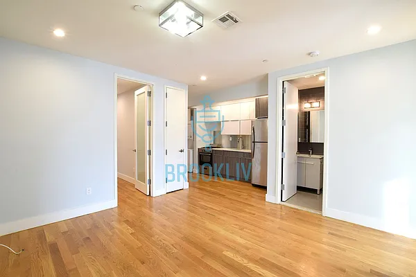 Rented by null | media 1