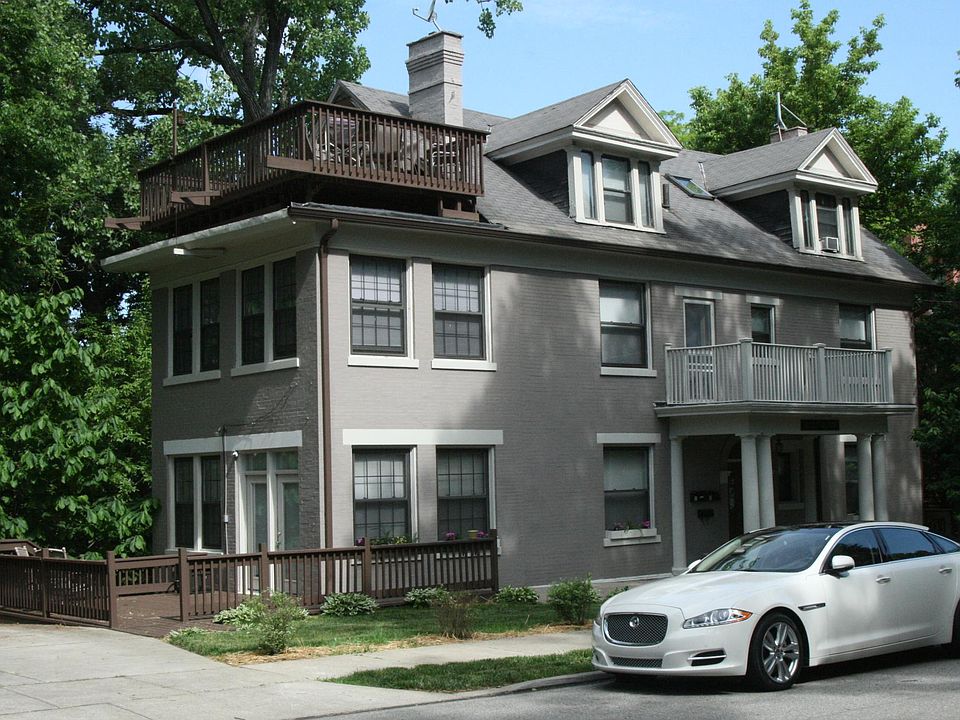 1st image of 2107 Saint James Ave #1