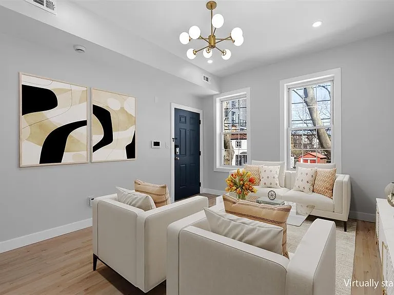47 Washburn St #201 — Photo 4