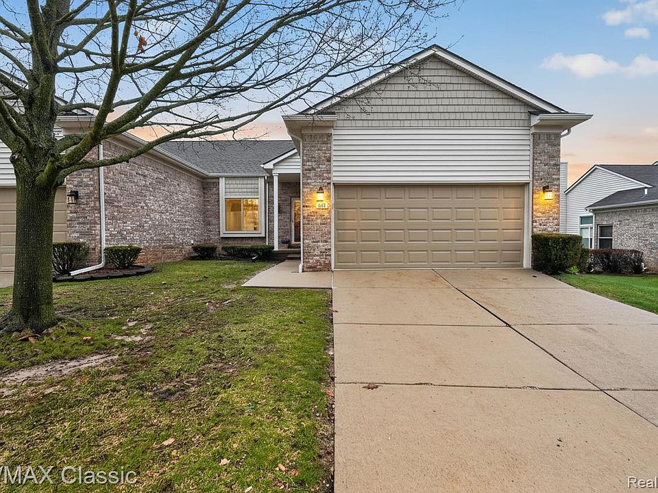 1st image of 652 Woodside Dr