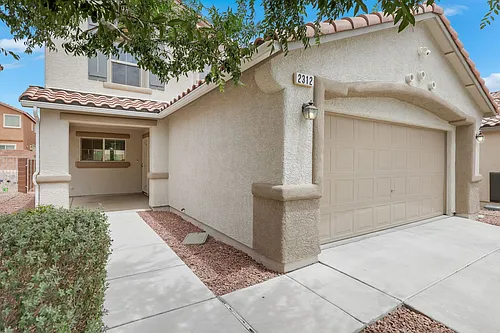 2312 Cockatiel Dr Photo 1