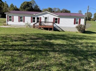 407 Stage Rd, Charlotte, TN 37036