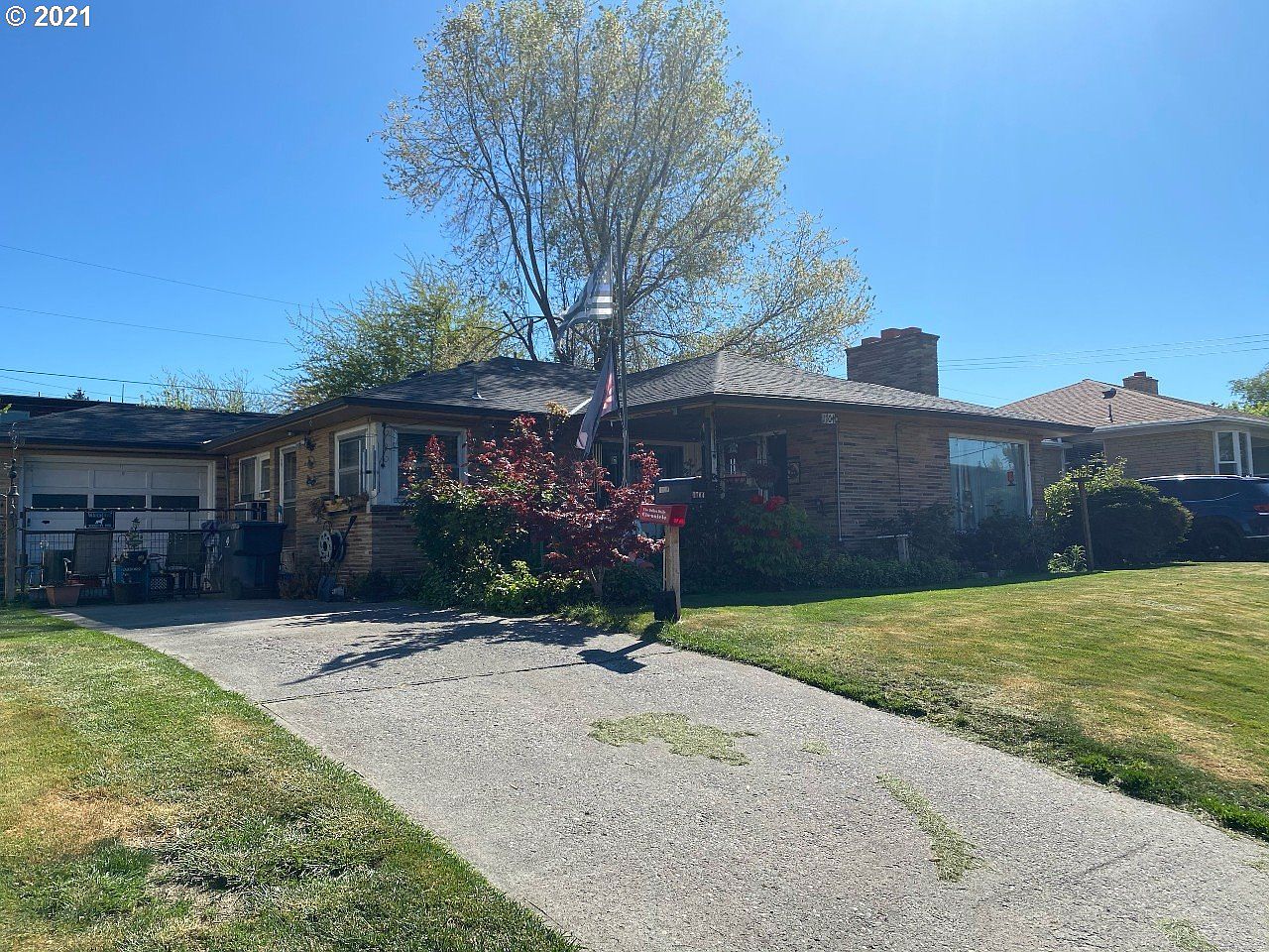 1704 E 11th St, The Dalles, OR 97058 Zillow