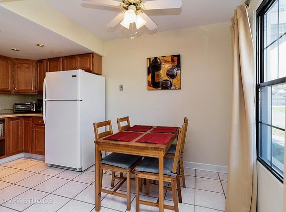 5th image of 2171 N Oakbrook Cir #0