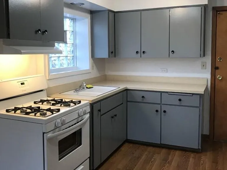 5166 N Elston Ave #2R — Photo 2