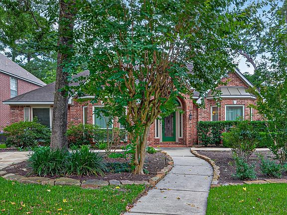 3rd image of 7 Windridge Pl