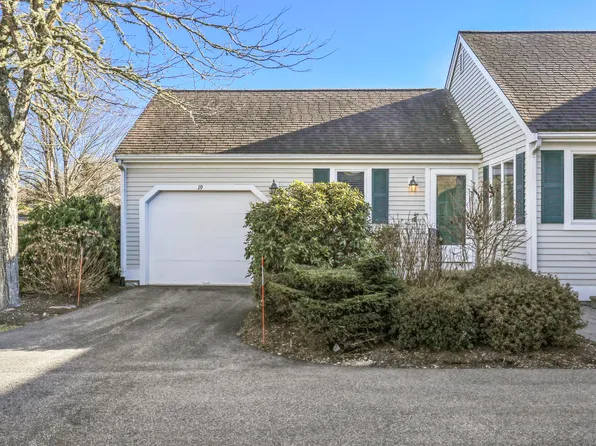 19 Bonwood Drive, Mashpee, MA 02649