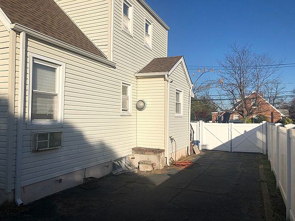 2nd image of 47 5th Ave