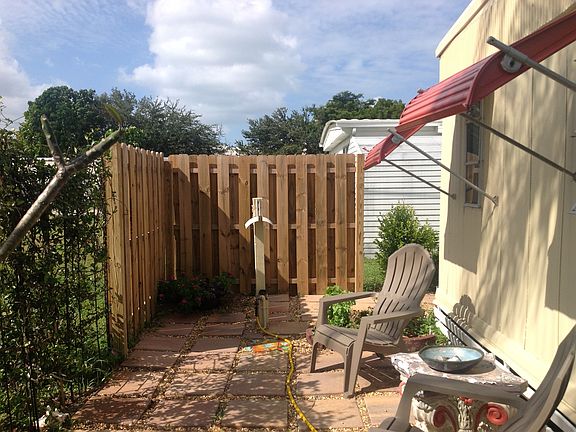 Back fenced private patio