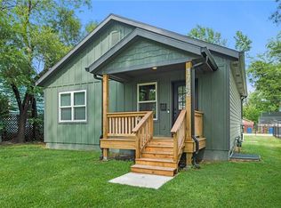 1742 Alabama St, Lawrence, KS 66044