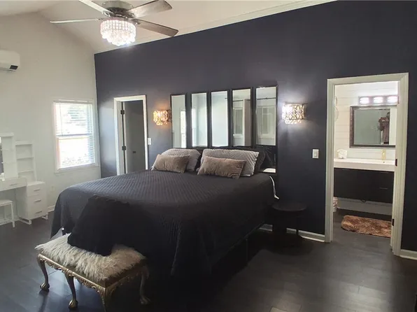 (undisclosed Address), Athens, GA 30606